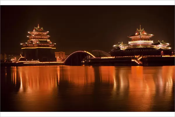Ancient Temple Night Reflection Bridge Jinming Lake Kaifeng China Kaifeng was the