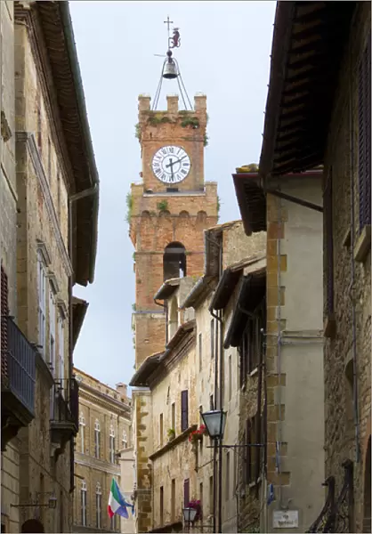 Italy, Tuscany, Pienza. City street view
