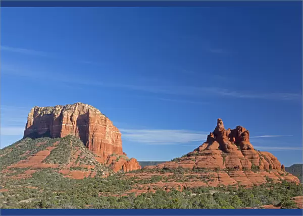 AZ, Sedona, Red Rock Country, Courthouse Butte and Bell Rock