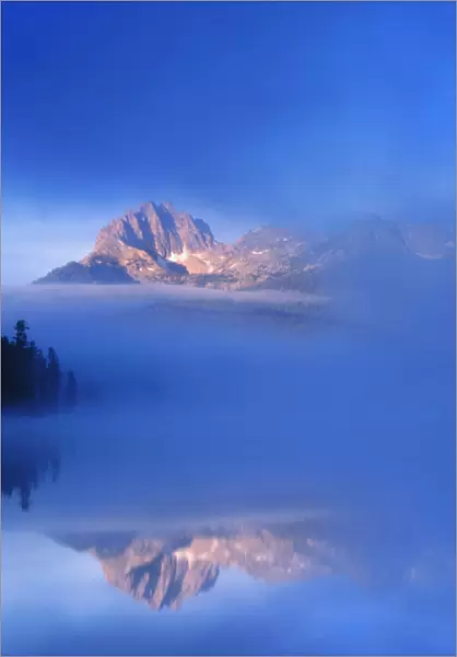 USA, Idaho, Sawtooth National Recreation Area. Little Redfish Lake landscape. Credit as