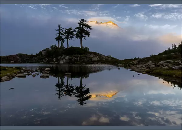 USA, Washington State. Mt Baker reflects in Park Butte Lake