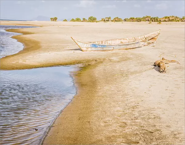 East Africa, Kenya. Omo River Basin, Lake Turkana Basin, west shore of Lake Turkana