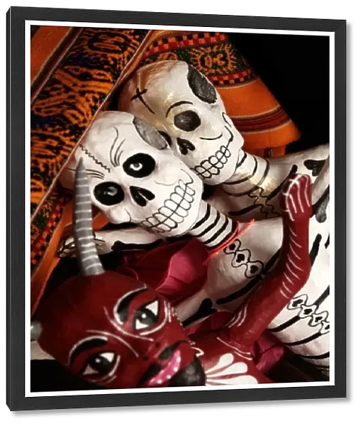 Santa Fe, New Mexico, USA. Paper mache Mexican Day of the Dead skeletons celebrate