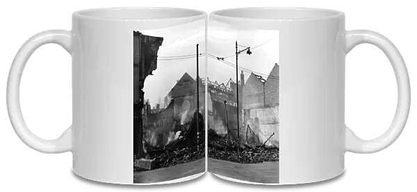Bomb damage, Cleethorpes Road, Grimsby, WW2