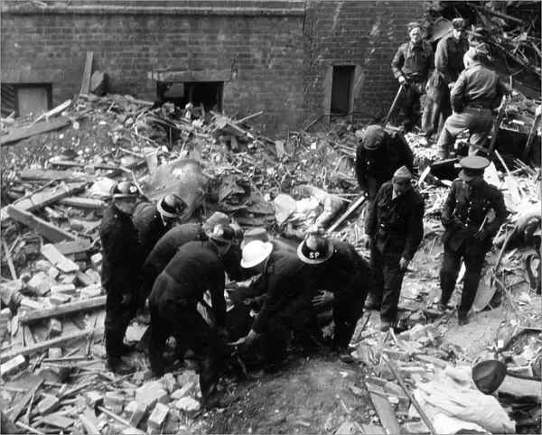 Blitz in London -- Vauxhall Bridge Road, WW2