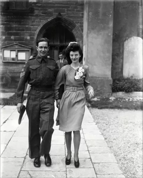 Wartime wedding couple, May 1943