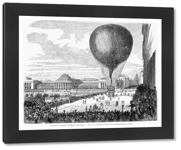 The ascent of The Giant at Brussels, Belgium, in 1864. Contemporary French wood engraving