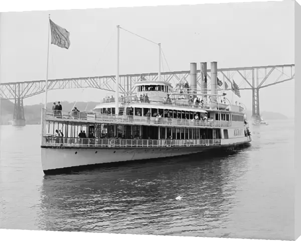NEW YORK: HUDSON RIVER. Steamer Albany passing under the Poughkeepsie Bridge