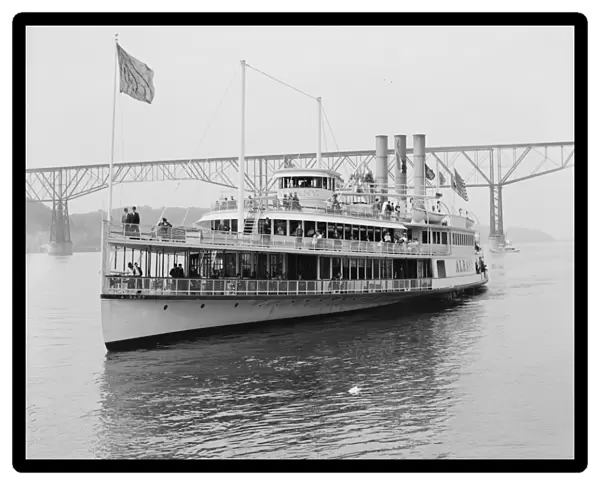 NEW YORK: HUDSON RIVER. Steamer Albany passing under the Poughkeepsie Bridge