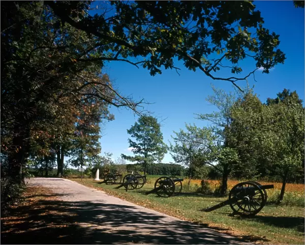 GETTYSBURG MILITARY PARK. Cannons on the East Cavalry Battlefield on Confederate