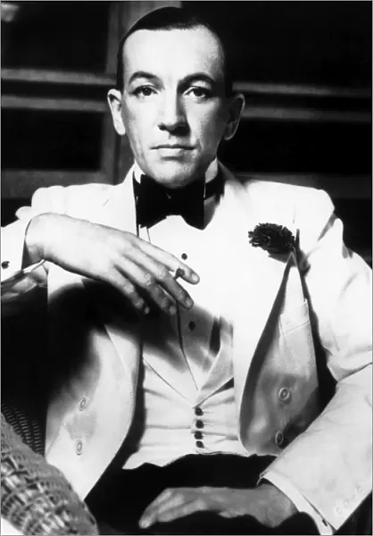 NOEL COWARD (1899-1973). English actor and playwright