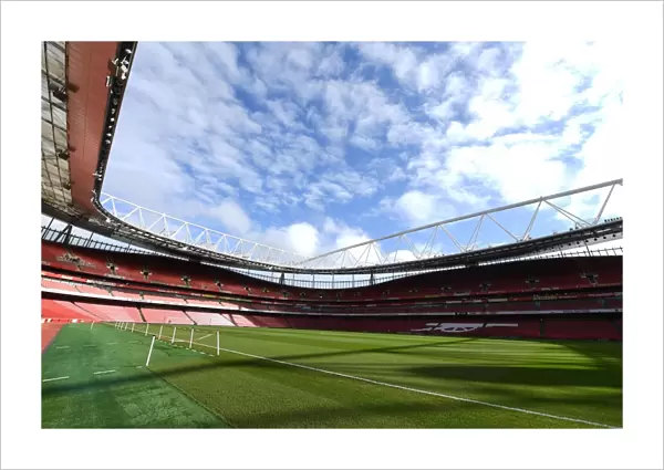 Arsenal vs Watford: Premier League Clash at Emirates Stadium, London (2017-18)