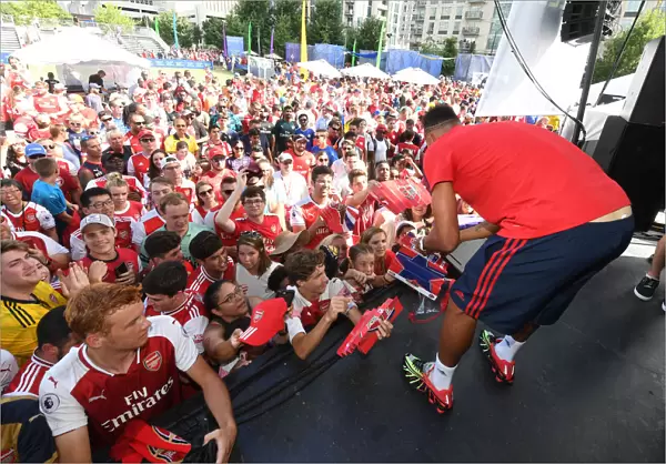 Arsenal's Aubameyang Greets Fans Before Arsenal v Fiorentina in 2019 International Champions Cup, Charlotte