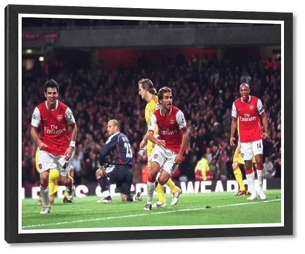 Mathieu Flamini celebrates scoring Arsenals 1st goal