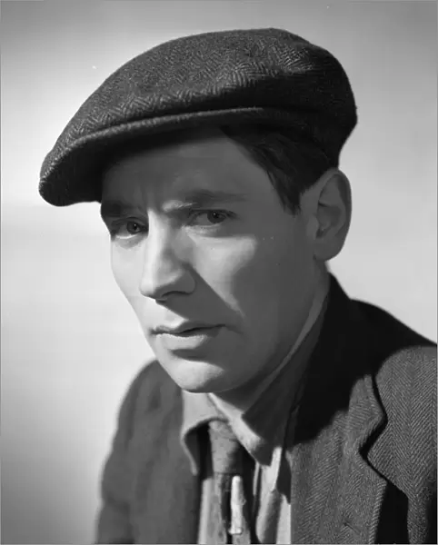 Alfie Bass in a portrait for The Lavender Hill Mob (1951)
