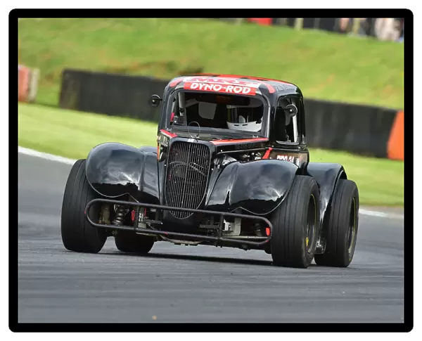CM24 0521 Paul Simkiss, Ford Coupe