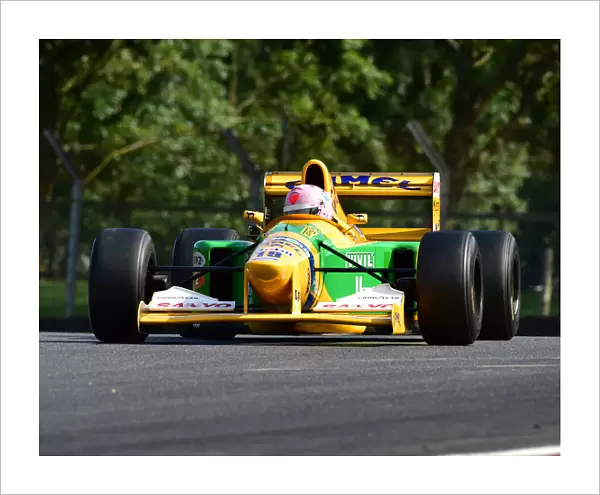 CM25 3976 Lorina McLaughlin, Benetton B192