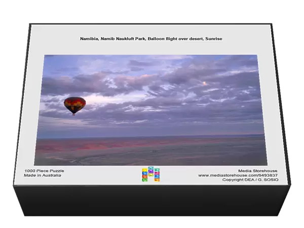 Namibia, Namib Naukluft Park, Balloon flight over desert, Sunrise