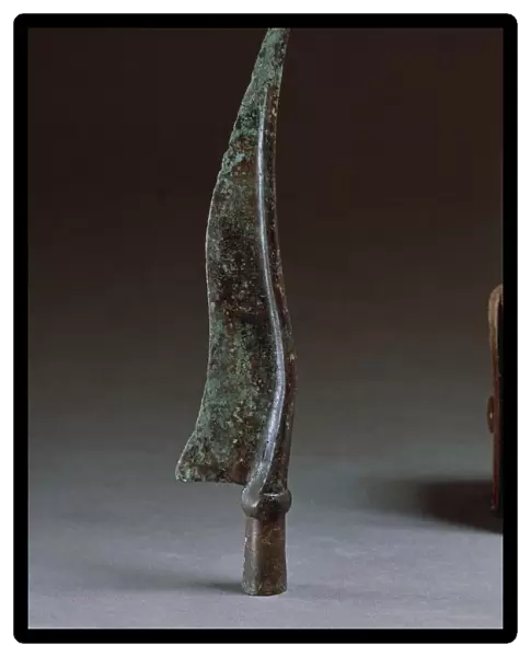Bronze knife with wavy blade from Villanovan Culture