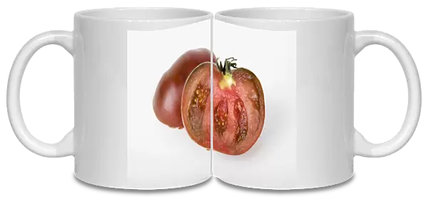 Heirloom tomato cut in half