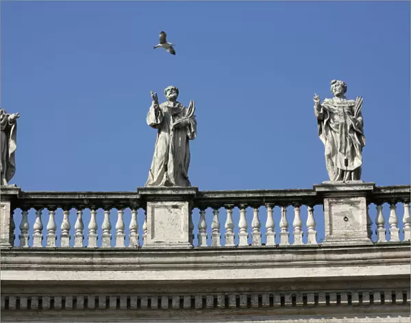 Statues outside St Peters basilica