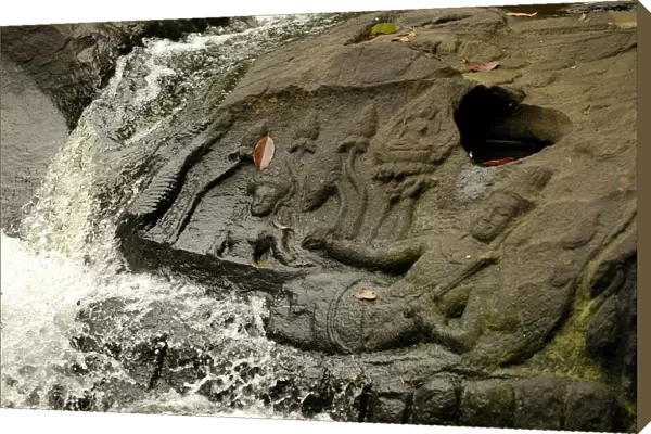 Kbal Spean buddhist river sculptures