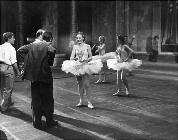 Behind the scenes at the grand opera and ballet theater of the ussr, ballet dancers at a rehearsal, january 1947