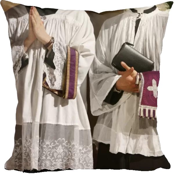 Traditional clergy