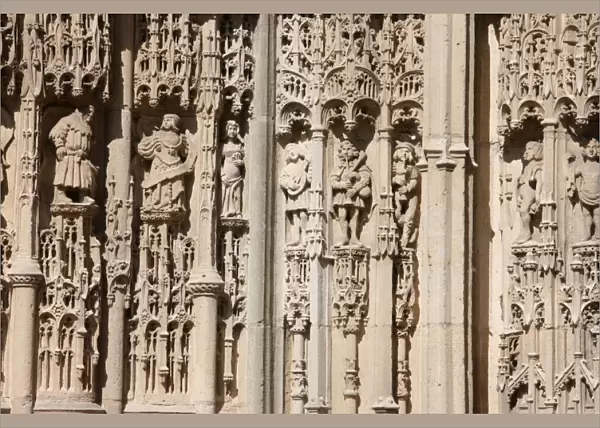 Notre-Dame church door sculptures