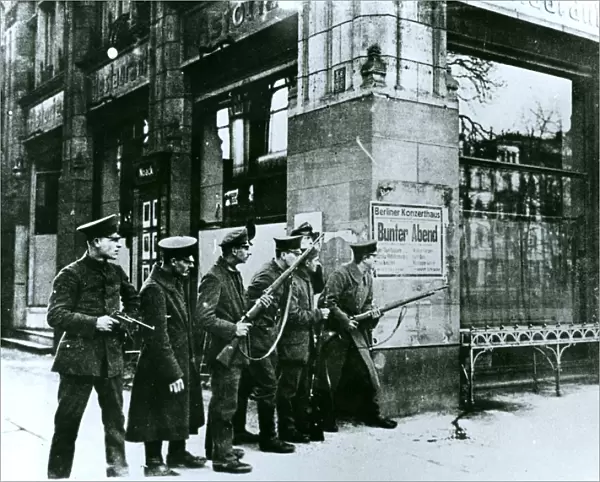 Spartakist uprising in Berlin, 20 November 1918