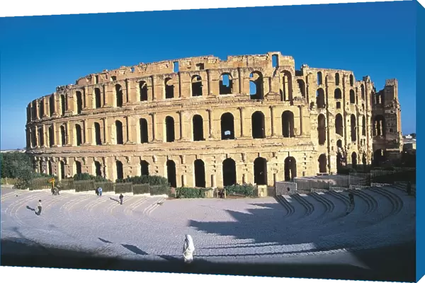 Tunisia, El Djem (El-Jemm), Roman Amphitheatre