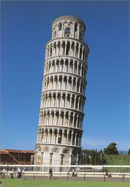 Italy, Tuscany, Pisa, Piazza del Duomo or Piazza dei Miracoli, Leaning Tower