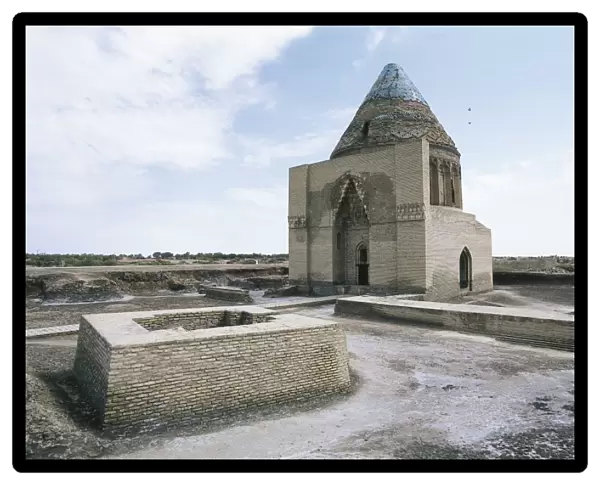 Turkmenistan, Kunya Urgench, Sultan Tekesh Mausoleum