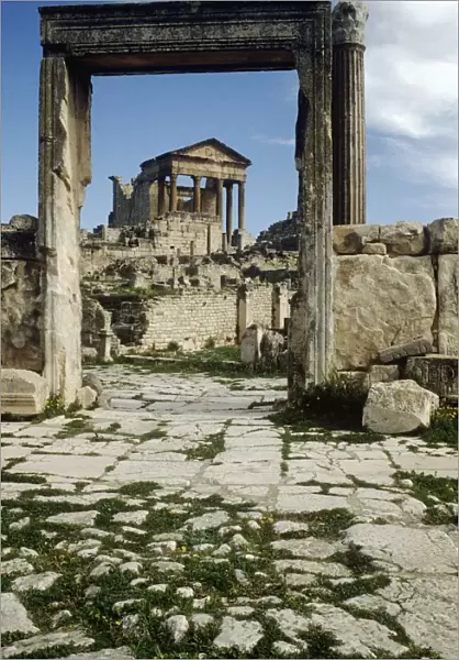 Tunisia, Dougga (Thugga), Roman ruins, Capitol (Capitolium)