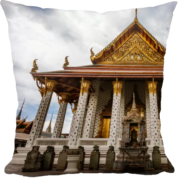 Buddhist Temple At Wat Arun, Bangkok Yai, Thailand