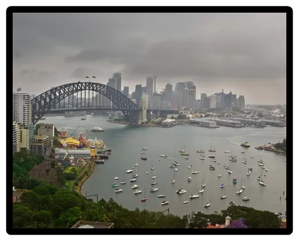 Sydney Harbour Bridge, Lavender Bay and City