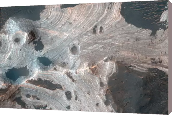 Exquisite Layering on Mars