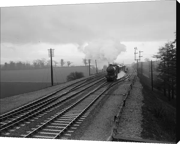 An LNER Pacific class locomotive pulling The Flying Scotsman, December 1929