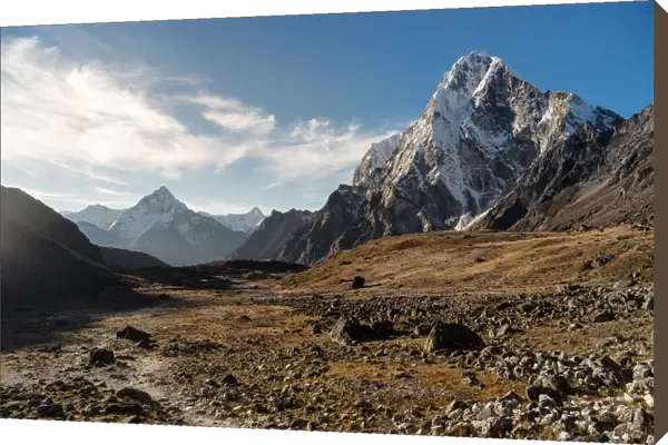 Trekking trail from Dzongla village to Chola pass, Everest region