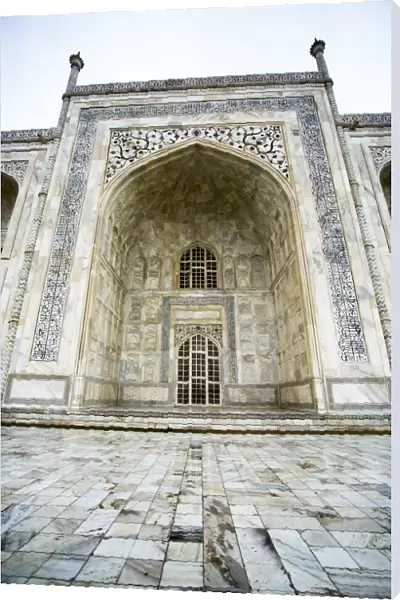 Low angle POV of Taj Mahal