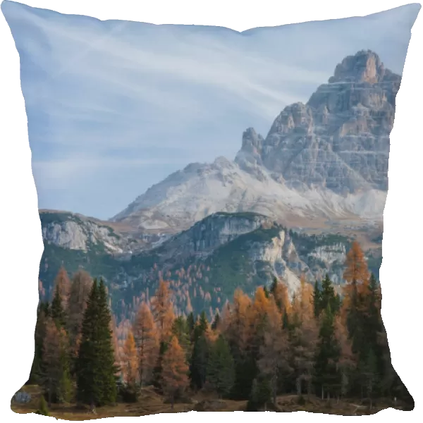 Drei Zinnen peaks or Tre Cime di Lavaredo, Drei Zinnen Nature Park, Dolomites, Province of South Tyrol, Italy