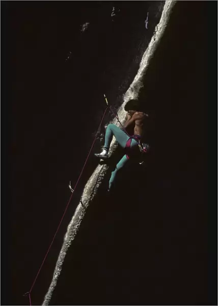 Sports climber on the Rodeo route in Cimai, Toulon, France, Europe