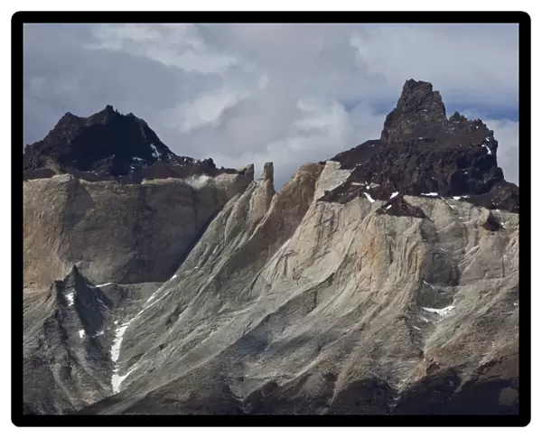 Dark peaks, Cuernos del Paine granite mountains, Torres del Paine National Park, Lake Pehoe, Magallanes Antarctica region, Patagonia, Chile, South America, America