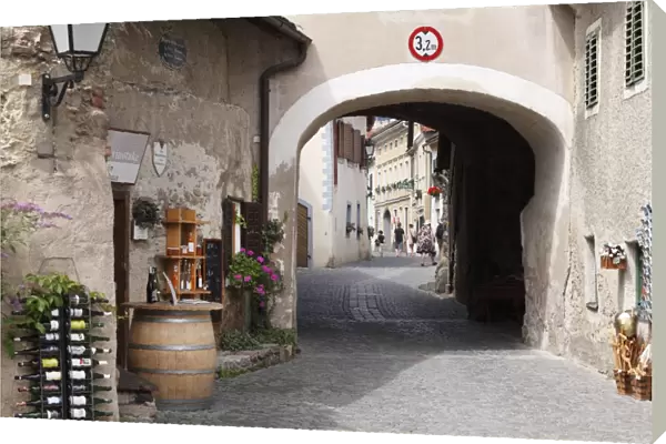 Kremser Tor gate and a wine store, Duernstein, Wachau valley, Waldviertel region, Lower Austria, Austria, Europe