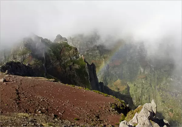 Mt Pico do Arieiro, Arieiro, 1818m, Madeira, Portugal, Europe