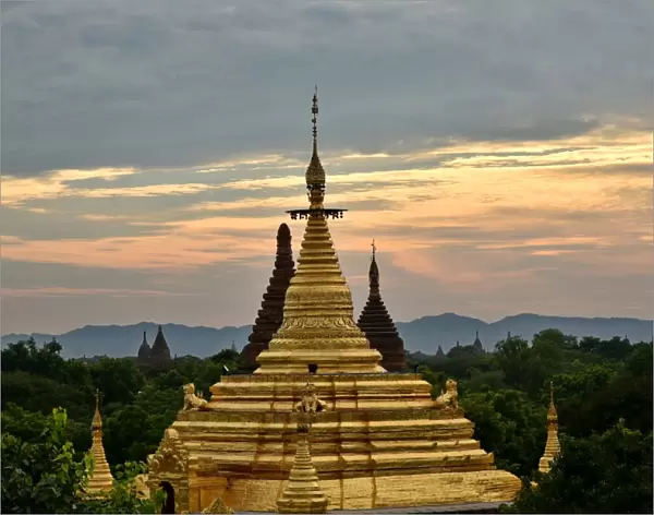 Gold stupa with sunset at Bagan, unesco ruins Myanmar. Asia