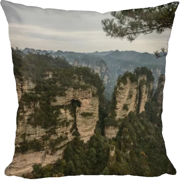 Zhangjiajie peak cliffs