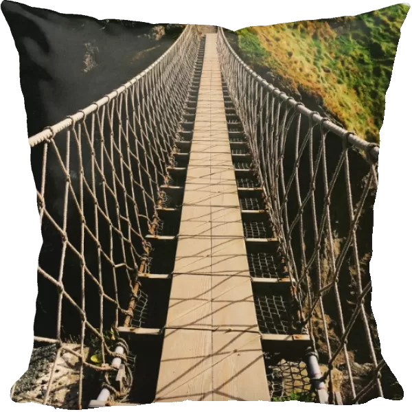 Carrick-a-rede rope bridge, Northern Ireland
