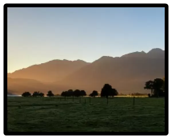 Panoramic landscape of Aoraki  /  Mount Cook and Mount Tasman