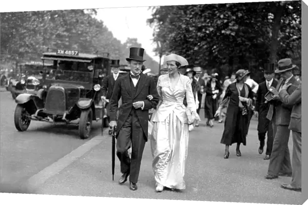 Guests arriving for the Royal Garden Party at Buckingham Palace. 21 July 1932